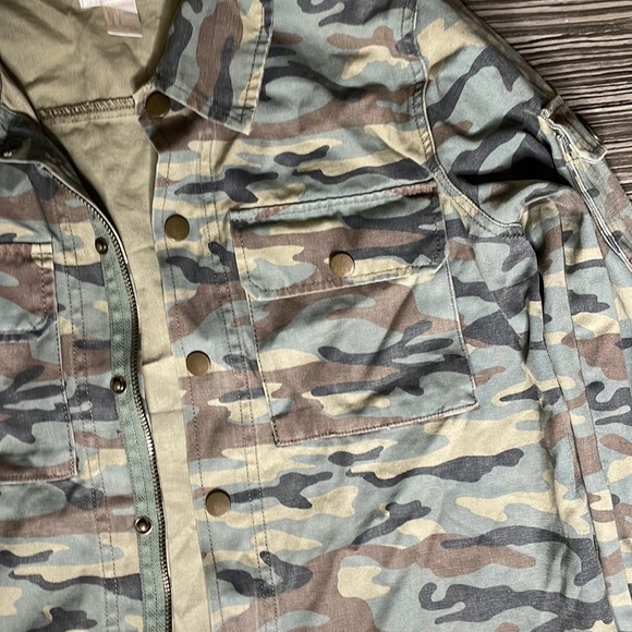 F21 Cargo Cropped Jacket - Picture 4 of 4
